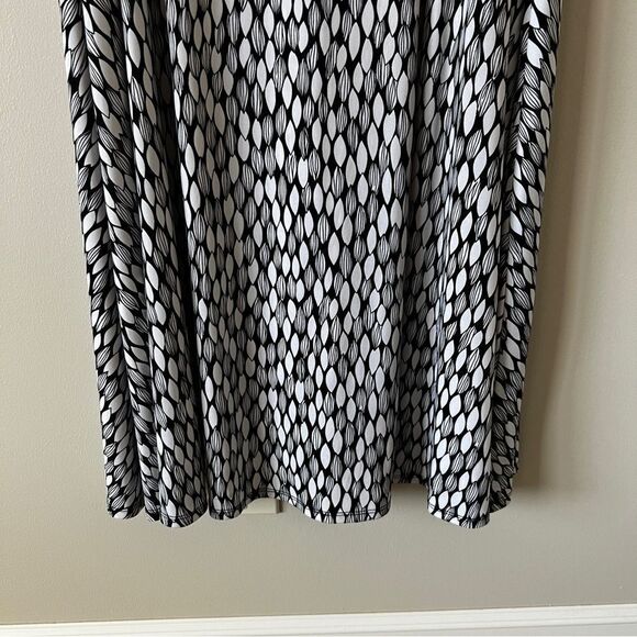 Perceptions Black White Sleeveless Stretch Maxi Dress Size 16W - Picture 7 of 7